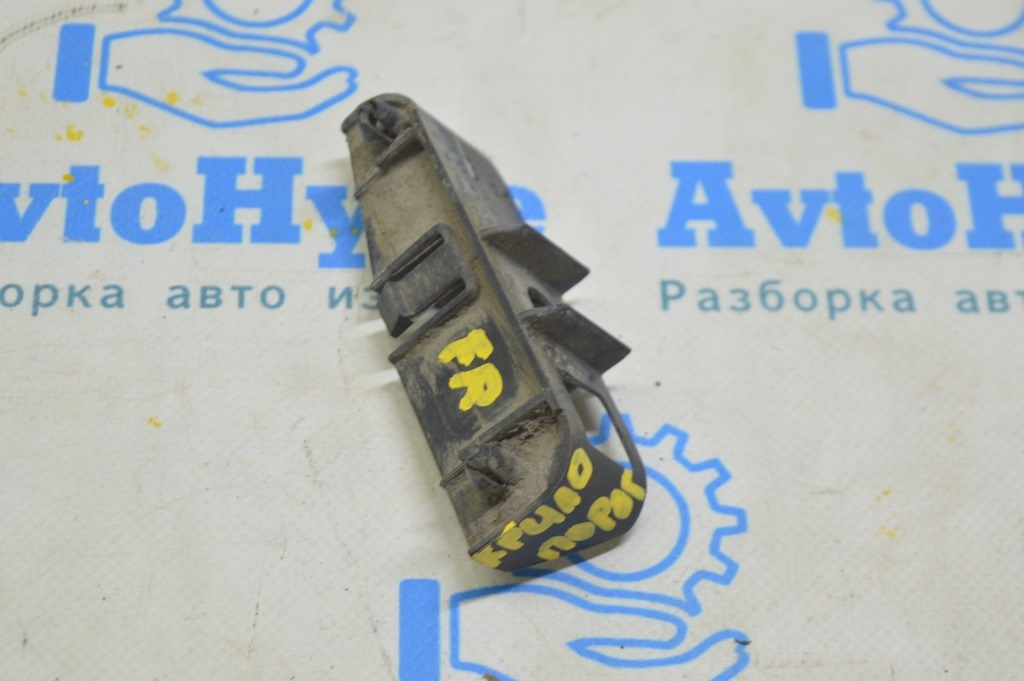 Крепление крыла прав Mercedes X164 GL пластик