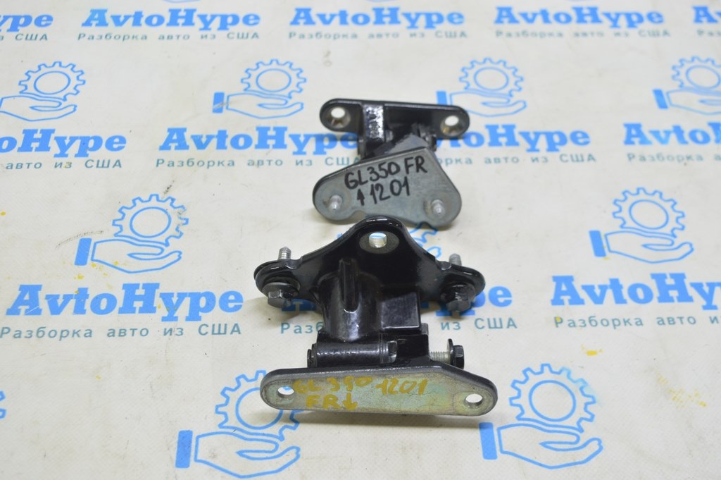 Петля двери верхняя перед прав Mercedes X164 GL W164 ML W251 R