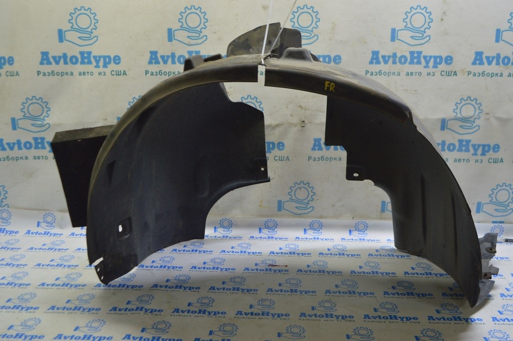 Подкрылок передний правый передняя часть Mercedes X164 GL