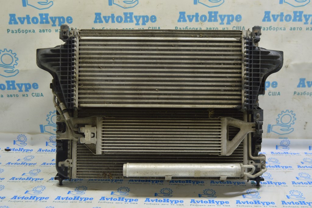 Радиатор охлаждения (масло) Mercedes X164 GL W164 ML W251 R 10-12 3.0d 71т км