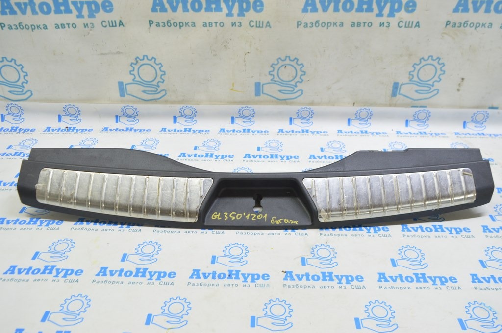 Накладка проема багажника Mercedes X164 GL черная  (01) идеал в пленке