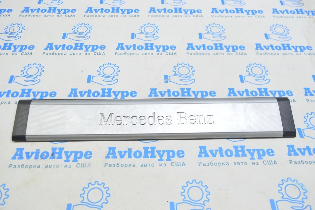 Накладка порога внутр перед прав Mercedes X164 GL черн с хромом