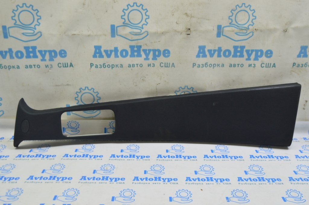 Накладка центральной стойки верхняя (ремень) левая Mercedes X164 GL черн