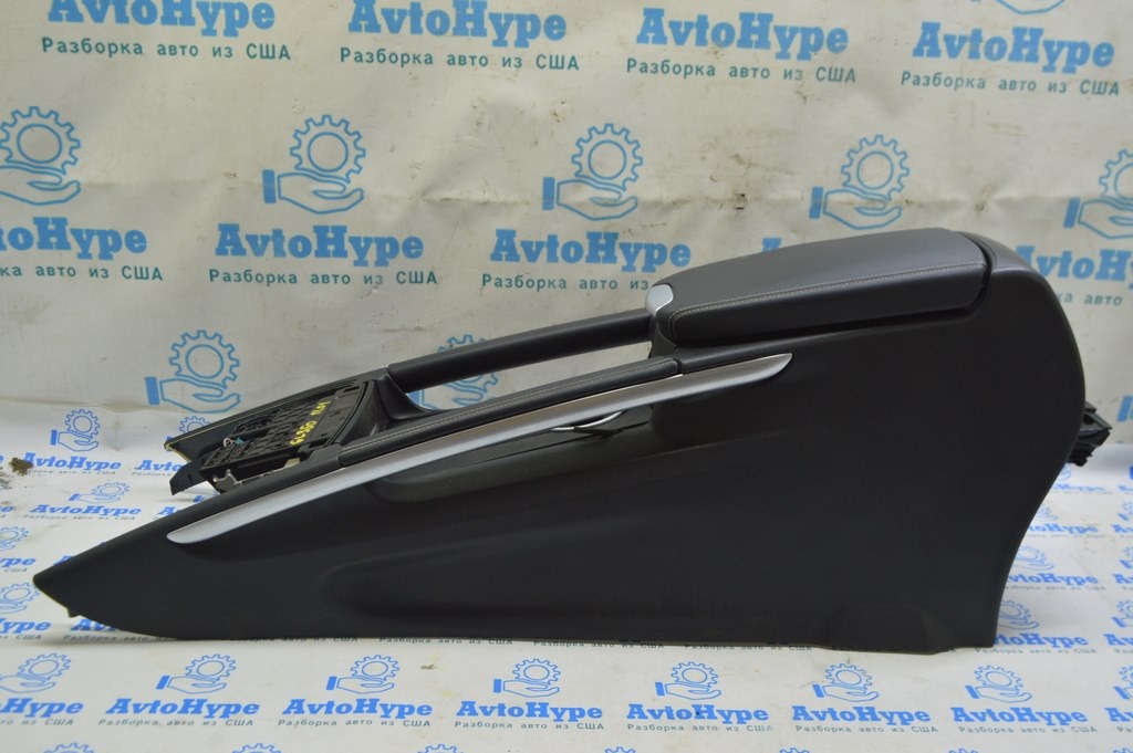 Консоль центральная с подлокотником Mercedes X164 GL черн