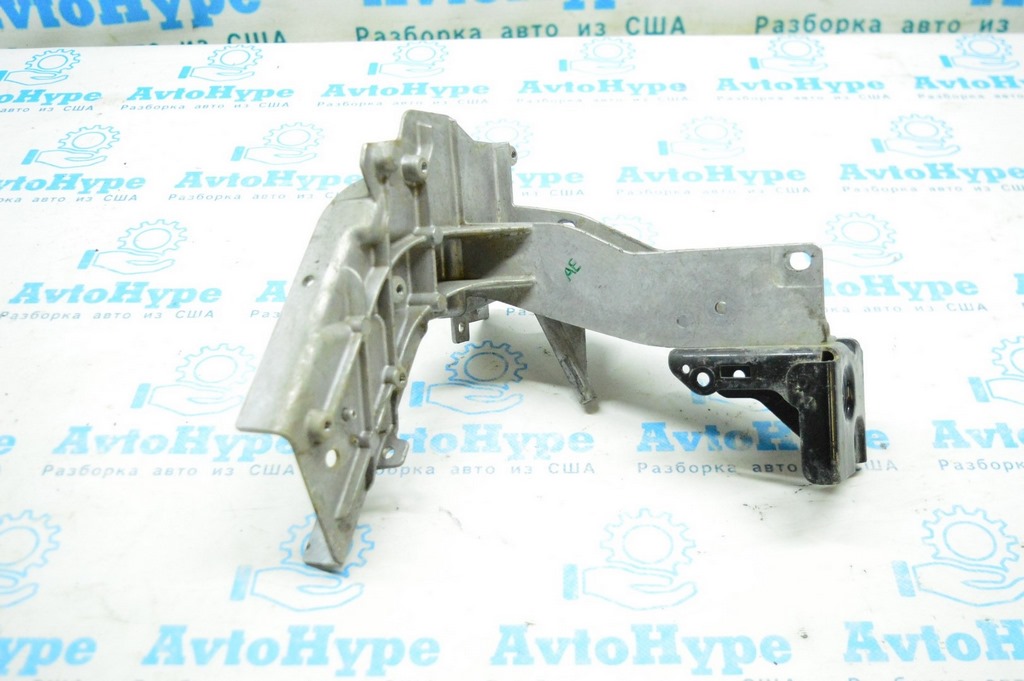 Планка телевизора вертикальная Г образная лев Mercedes GLC X253 16-