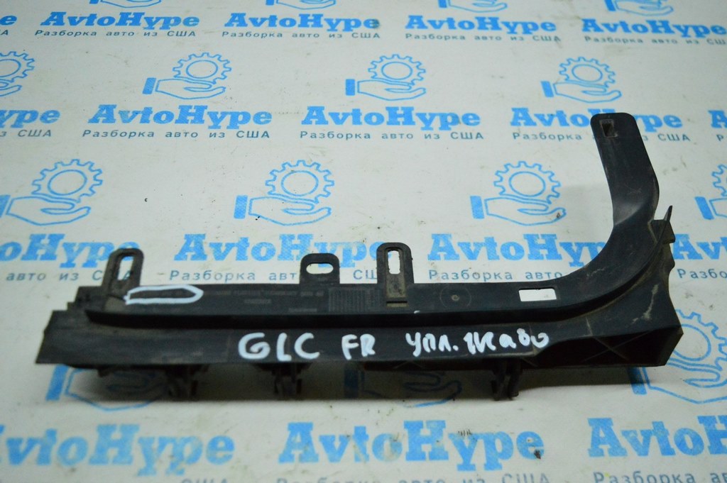 Уплотнитель решетки дворников правый Mercedes GLC X253 16-
