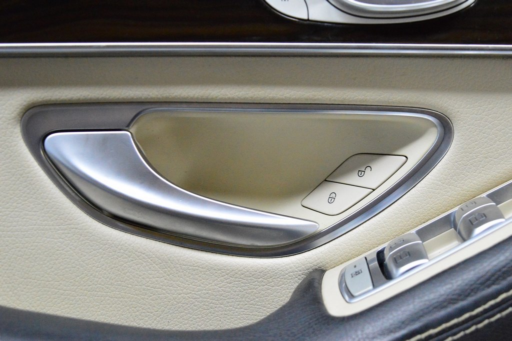 Ручка двери внутренняя перед лев Mercedes GLC X253 16-