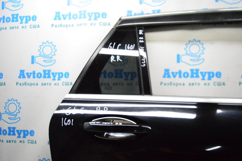 Перемычка между стеклом и форточкой зад прав Mercedes GLC X253 16-