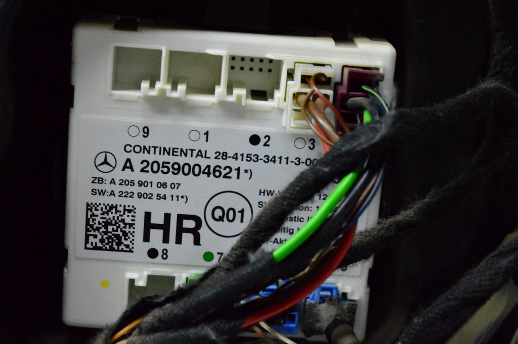 Компьютер двери зад прав Mercedes GLC X253 16- (01)