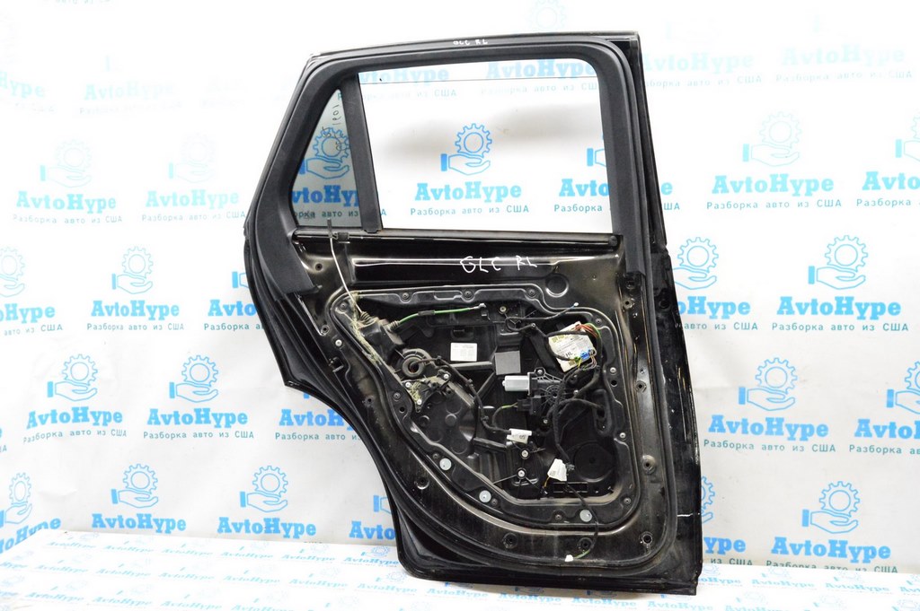 Уплотнитель стекла внутренний центральный зад лев Mercedes GLC X253 16-