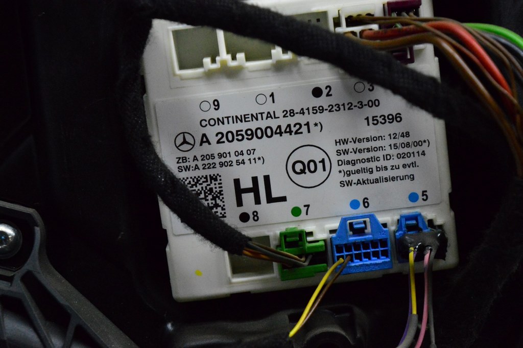 Компьютер двери зад прав Mercedes GLC X253 16- (01)