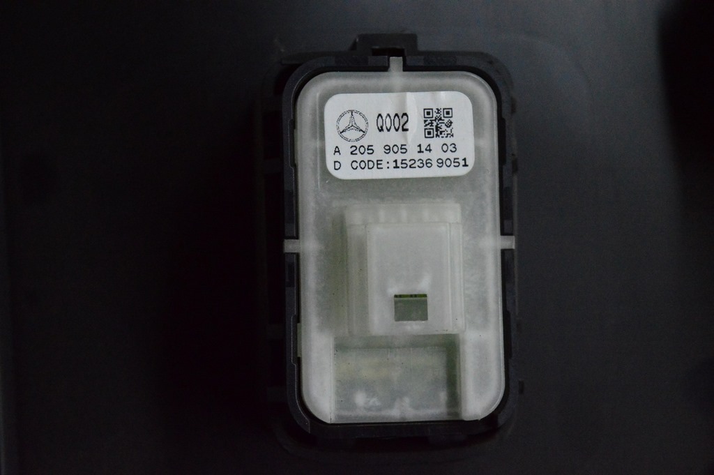 Кнопка откидывания спинки сидения зад прав Mercedes GLC X253 16-