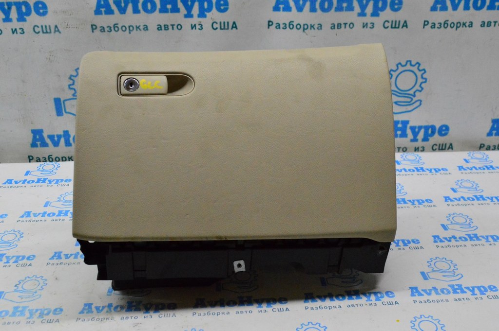 Перчаточный ящик, бардачок Mercedes GLC X253 16- беж