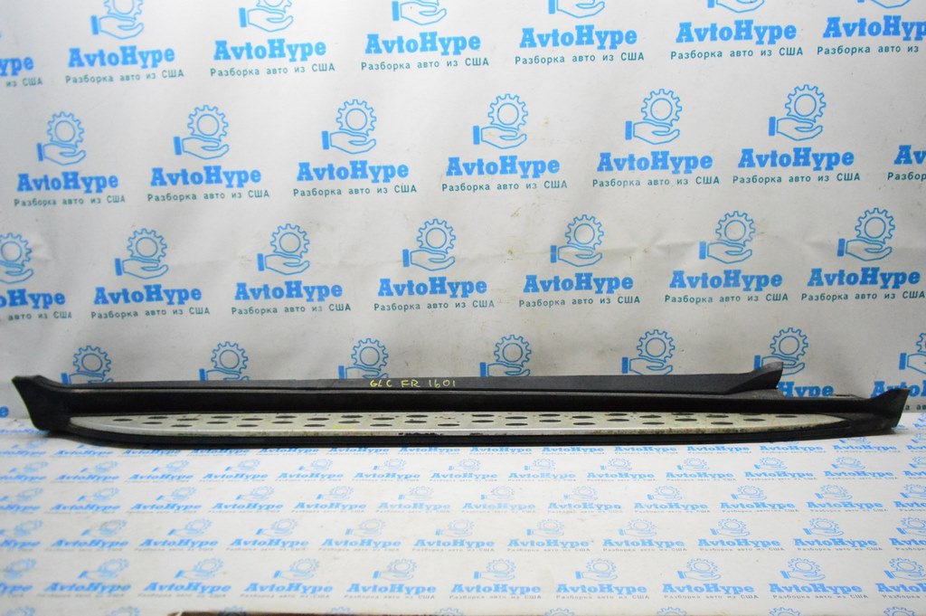 Порог правый Mercedes GLC X253 16- в сборе (01)