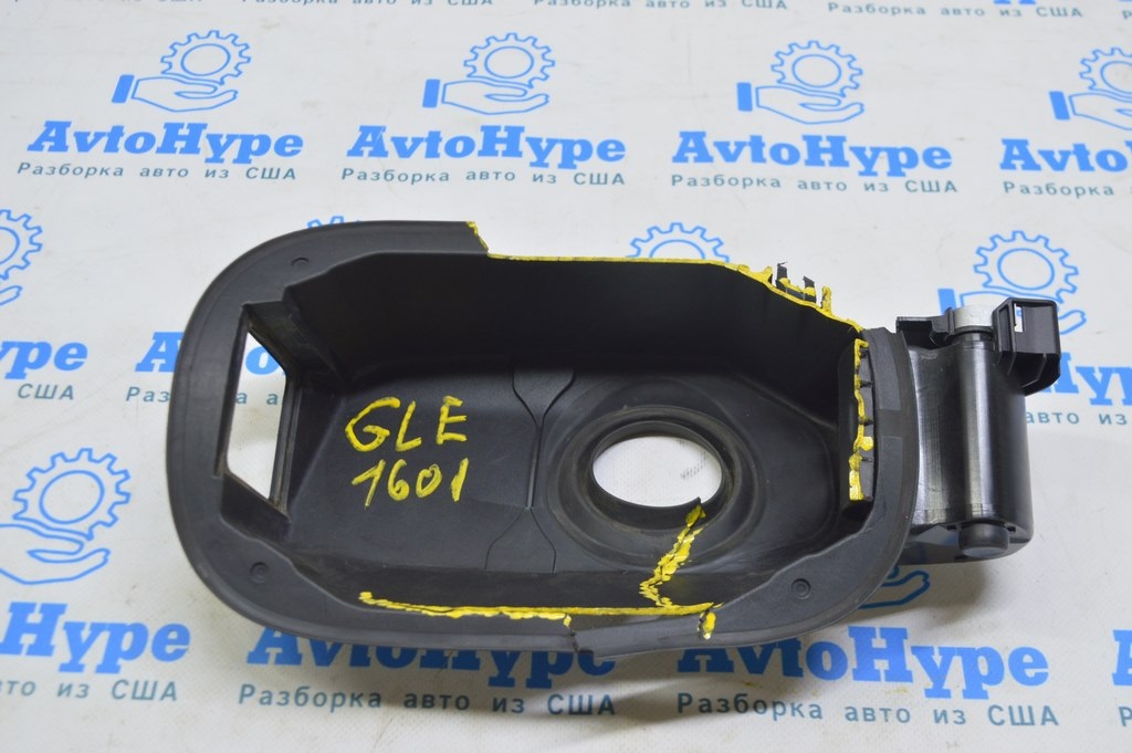 Корпус лючка бензобака Mercedes GLE-class C292 12-19 (01) треснут, нет фрагментов
