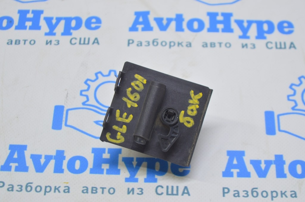 Замок лючка бензобака Mercedes GLE-class C292 12-19