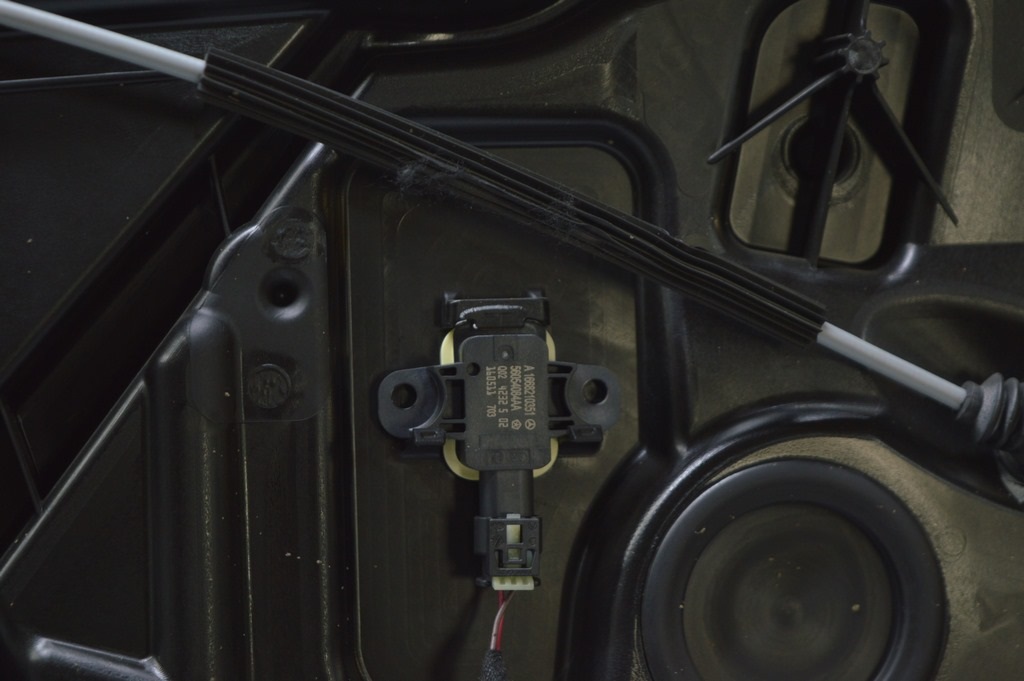 Датчик подушки безопасности дверь перед прав Mercedes GLE-class C292 12-19