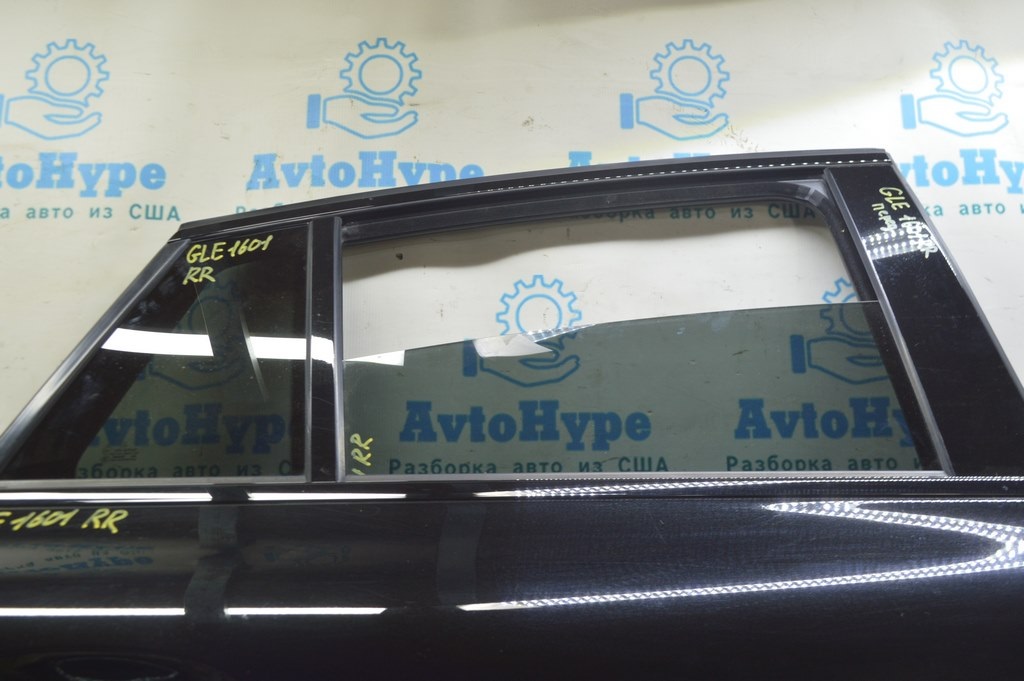 Стекло двери треугольник зад прав Mercedes GLE-class C292 16-19 купе