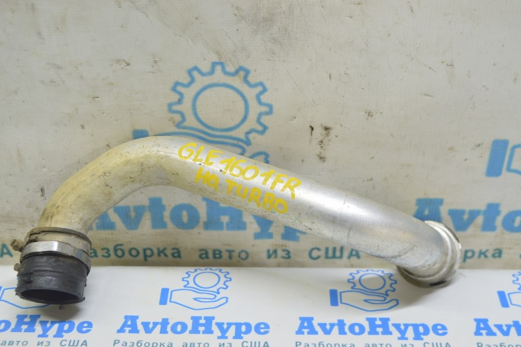 Патрубок интеркулера правый первый Mercedes GLE-class C292 15-19 3.0 резина