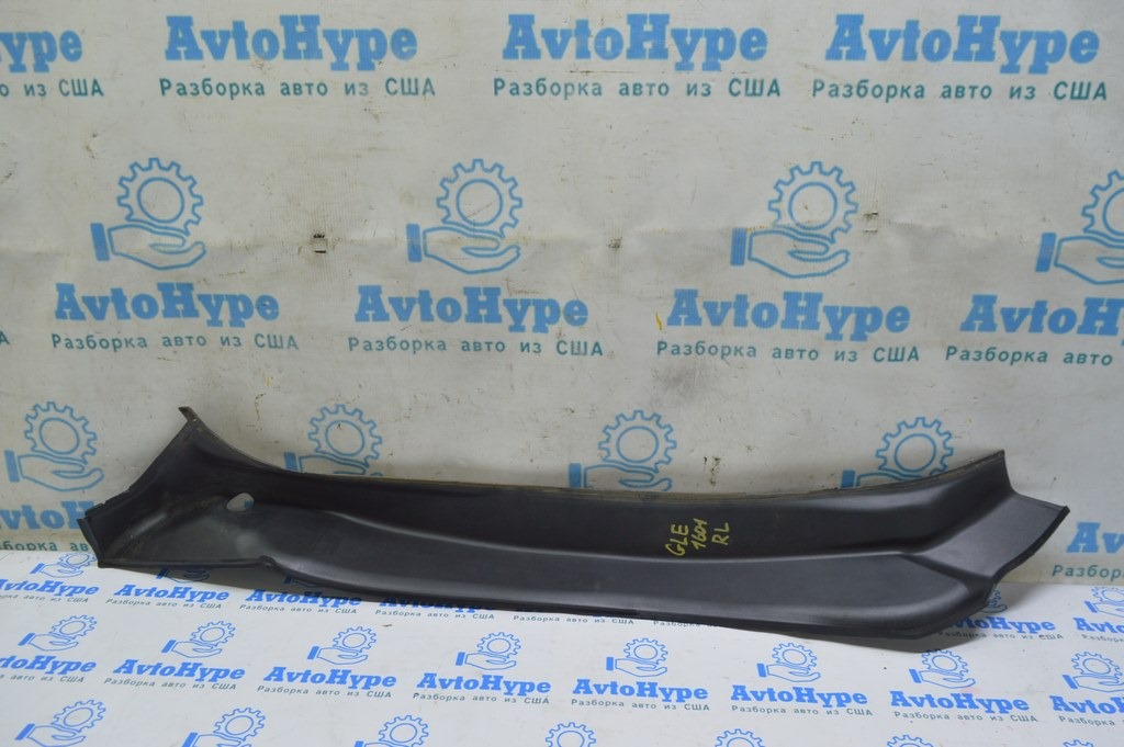 Накладка двери багажника боковая левая Mercedes GLE-class C292 16-19 купе на кузове