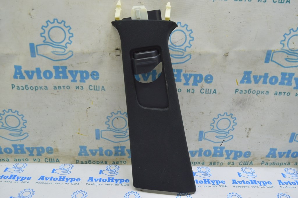 Накладка центральной стойки верхн (ремень) лев Mercedes GLE-class C292 16-19 купе,черн(01)деф