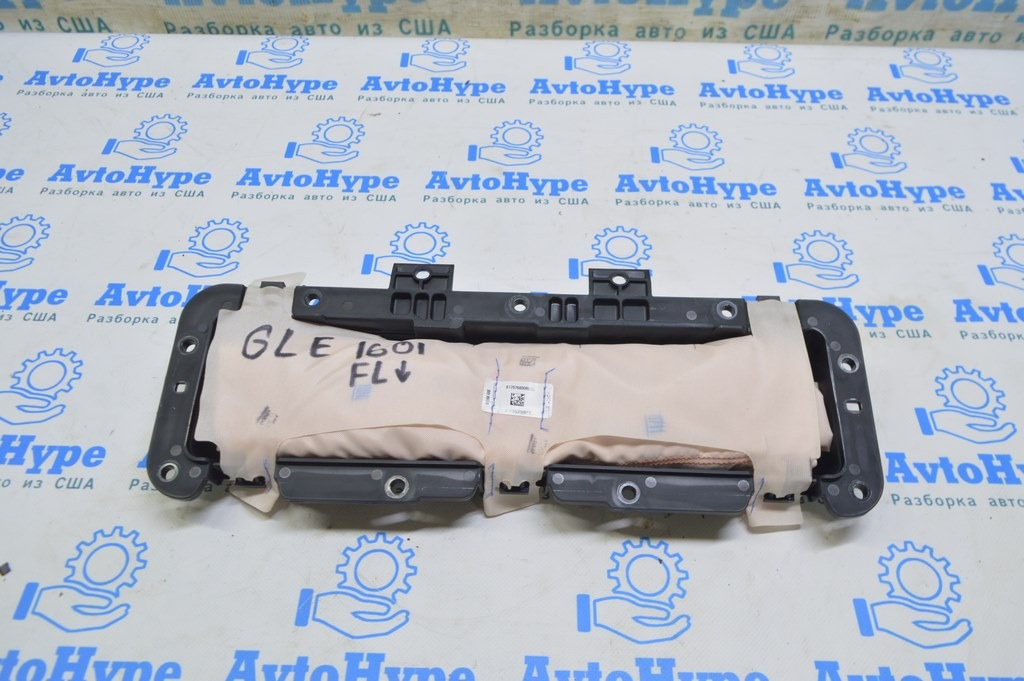 Подушка безопасности airbag коленная водительская лев Mercedes GLE-class C292 12-19