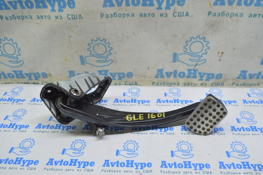 Педаль тормоза Mercedes GLE-class C292 12-19