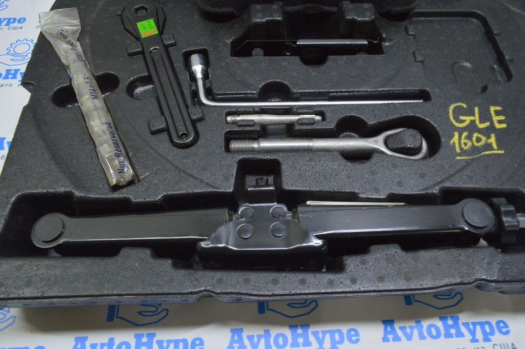 Домкрат Mercedes GLE-class C292 12-19 (только в сборе комплектом)