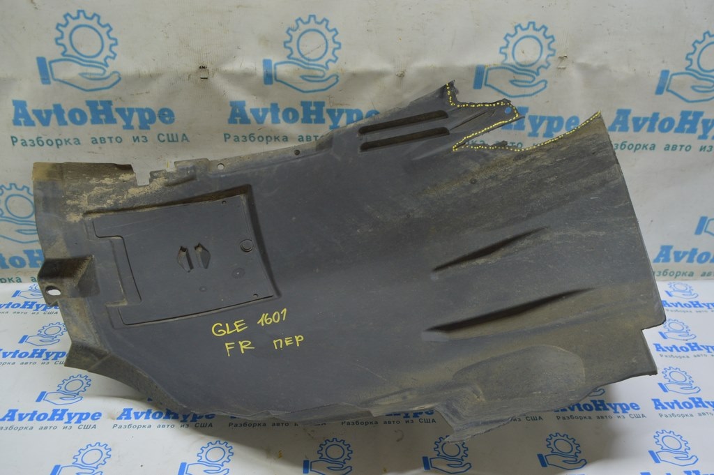 Подкрылок передний правый Mercedes GLE-class C292 12-19 передняя часть (01) нет фрагмента