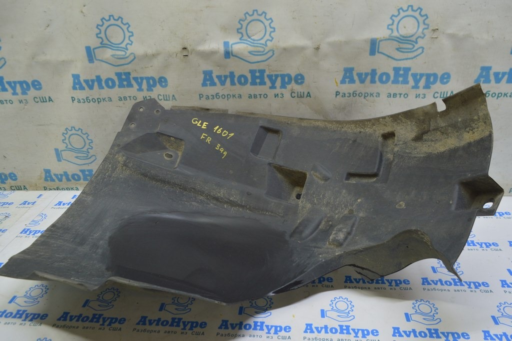 Подкрылок передний правый Mercedes GLE-class C292 12-19 задняя часть