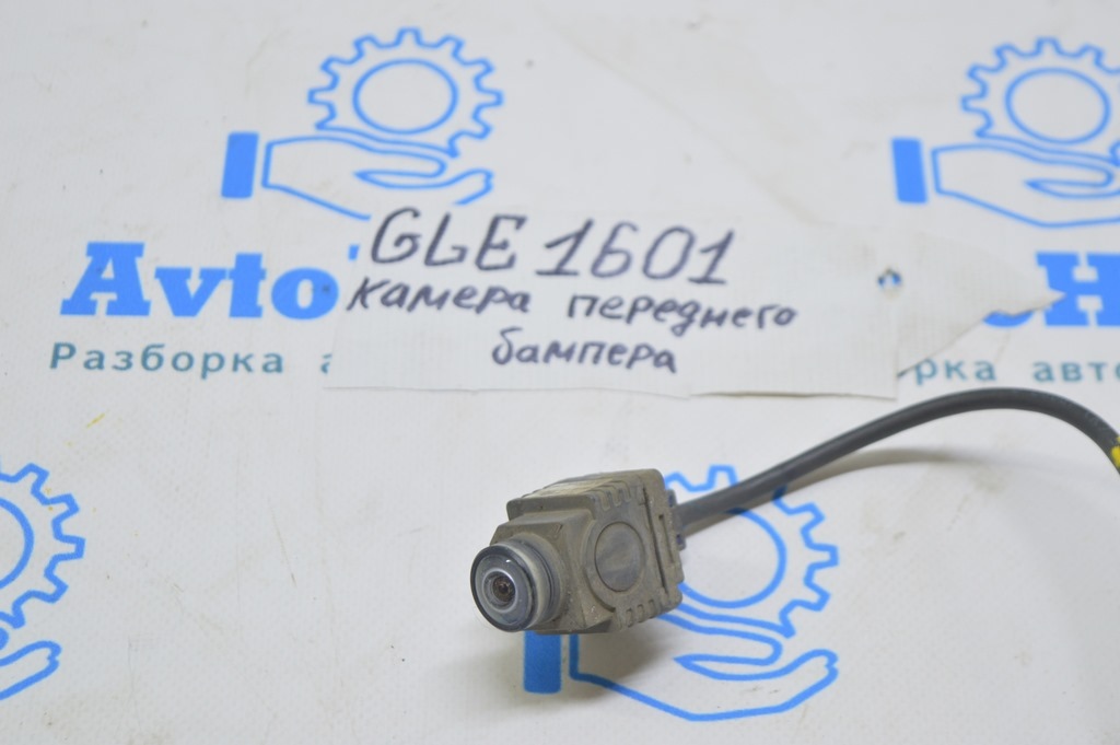Камера передняя Mercedes GLE-class C292 12-19 в решетке радиатора