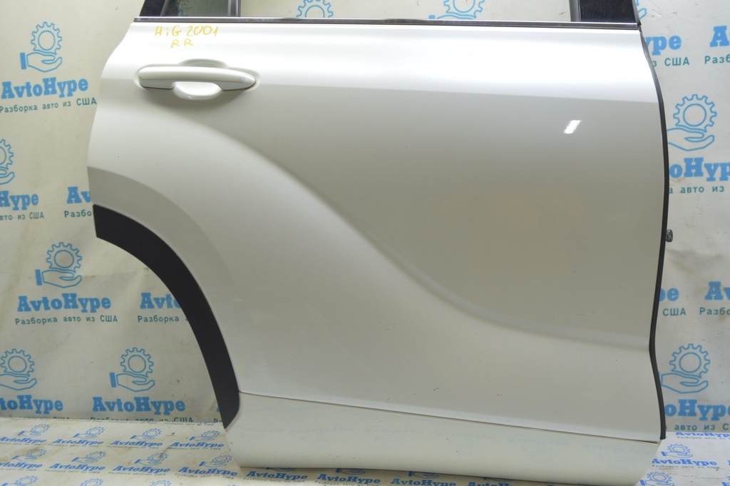 Накладка двери нижняя задняя правая Toyota Highlander 20- наружная (01) цвет 070 белый перл