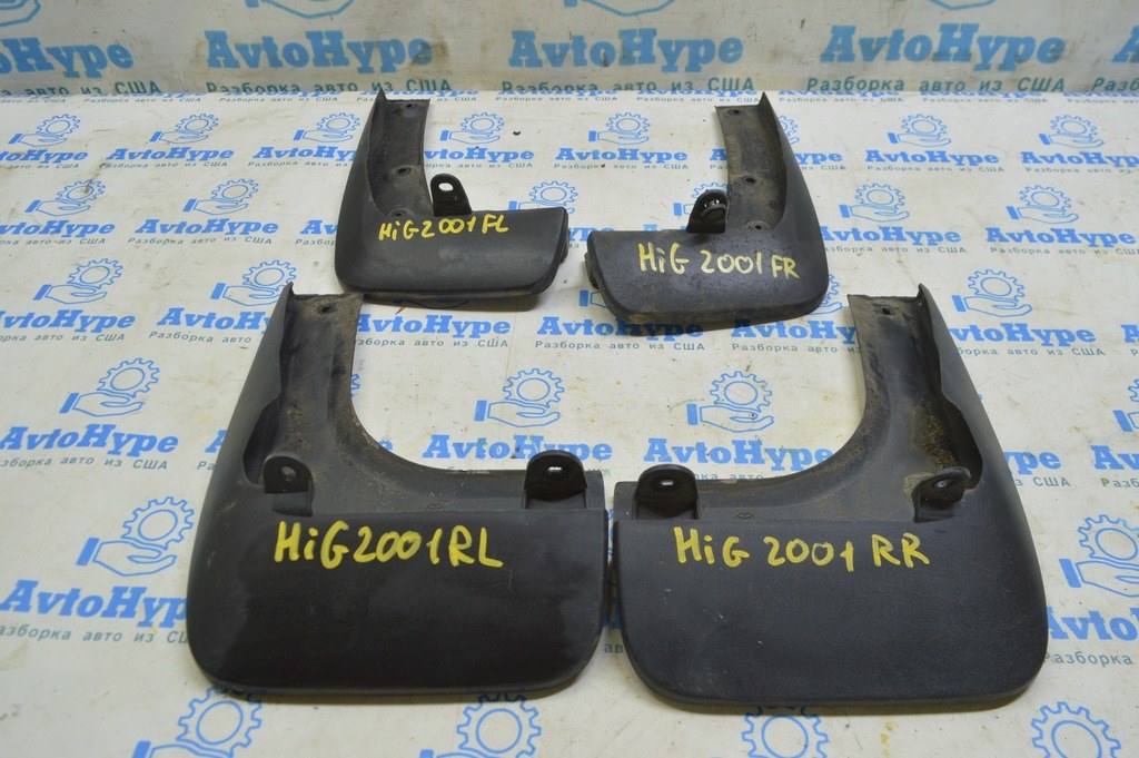 Брызговик задний левый Toyota Highlander 20-