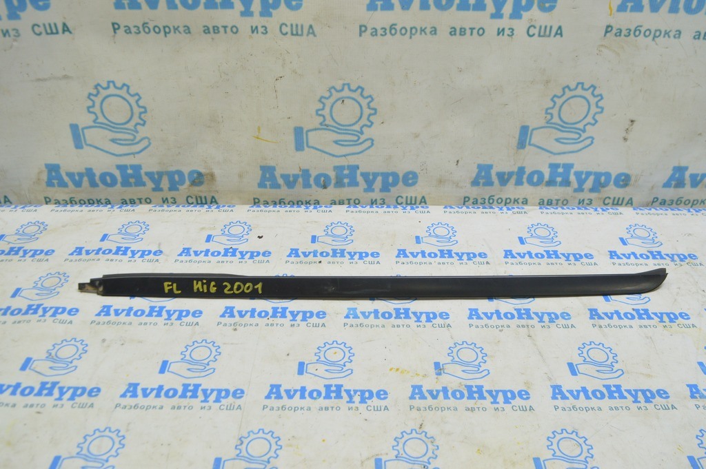 Молдинг лобового стекла левый Toyota Highlander 20-