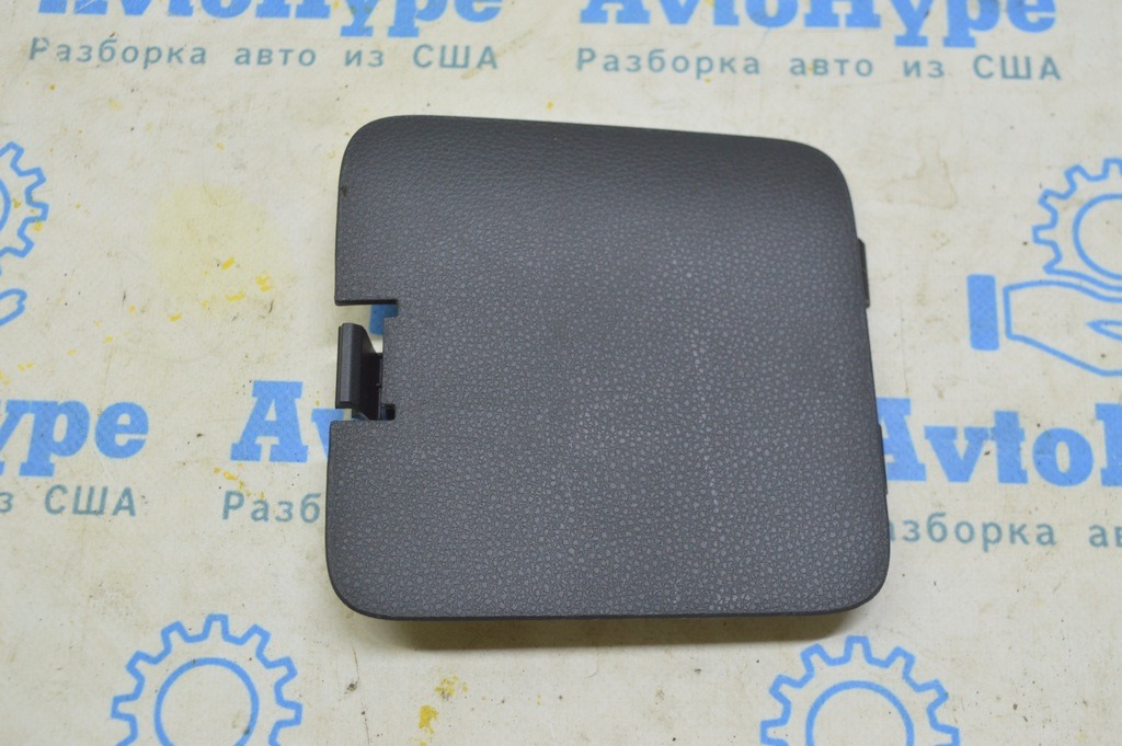 Заглушка обшивки арки левая Toyota Highlander 20- черная