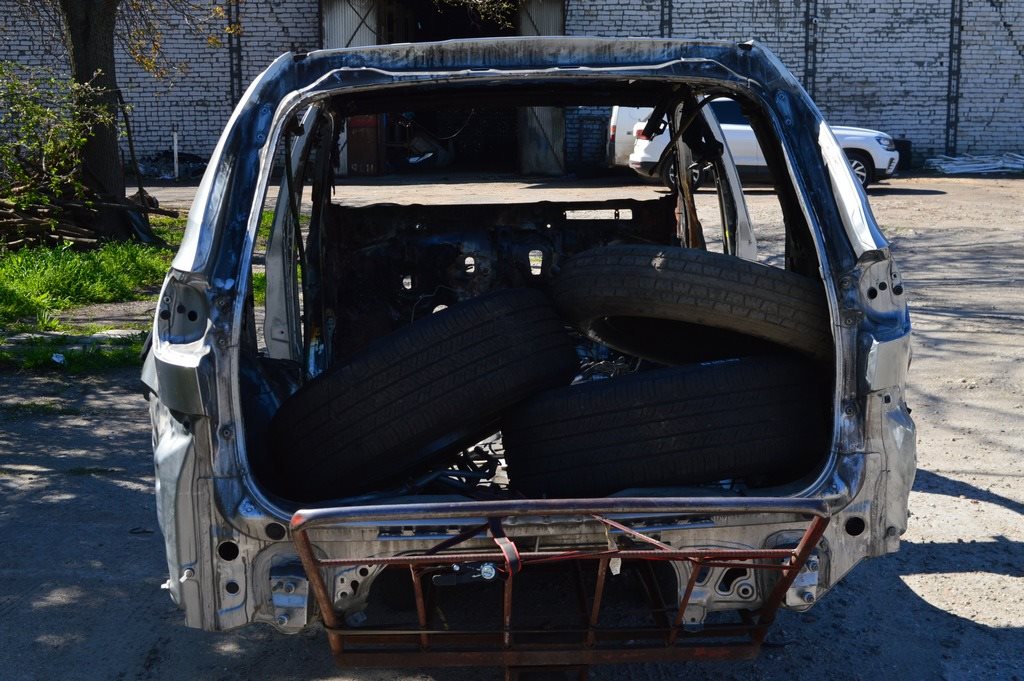 Корыто багажника Toyota Highlander 14- (03) графит