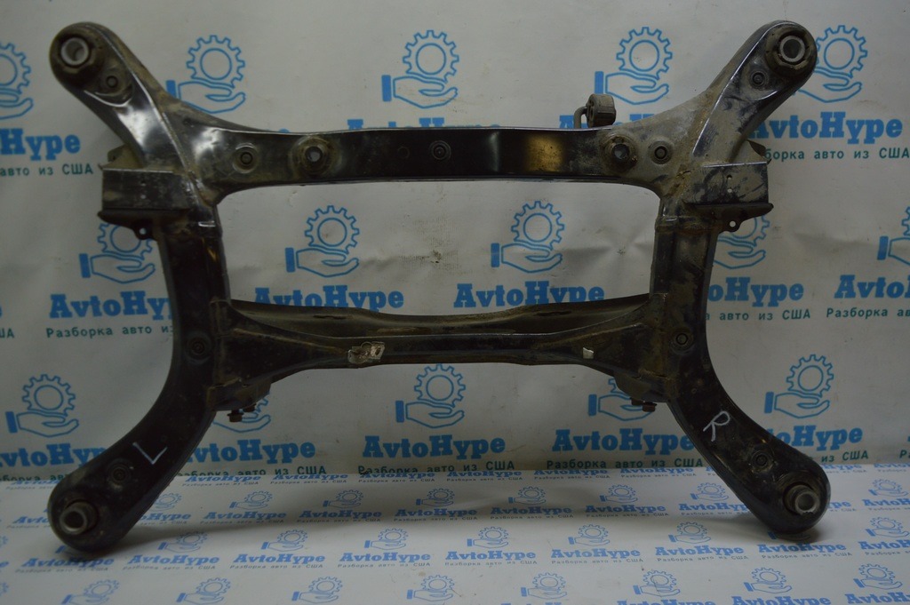 Подрамник задний Toyota Highlander 14- (03)