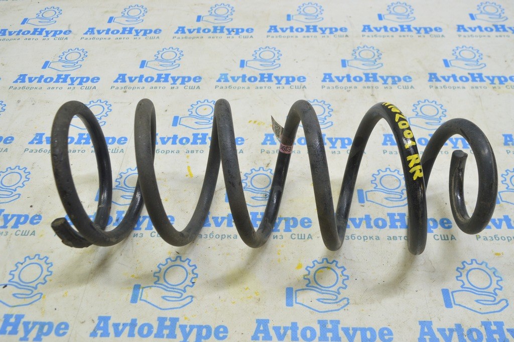 Пружина задняя правая Toyota Highlander 20- 2.4t, 3.5 (01)