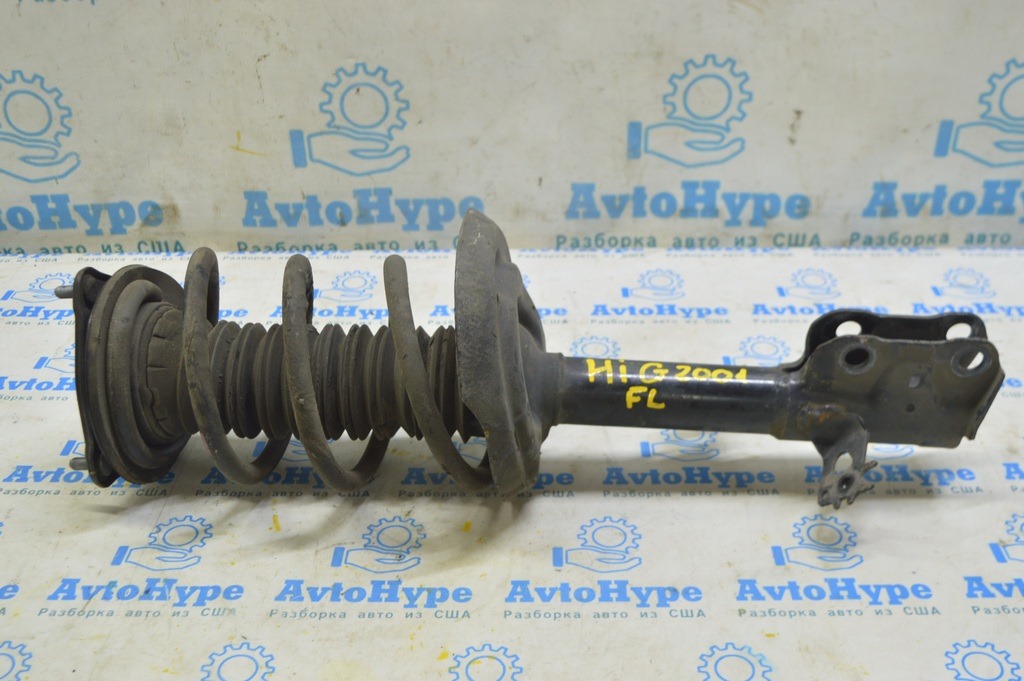 Стойка амортизатора в сборе передняя левая Toyota Highlander 20- AWD (01) 48520-8Z288