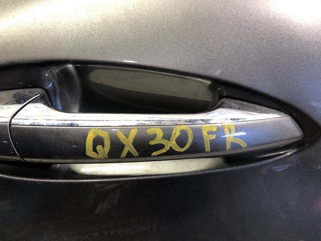 Ручка двери внешняя зад прав Infiniti QX30 17-