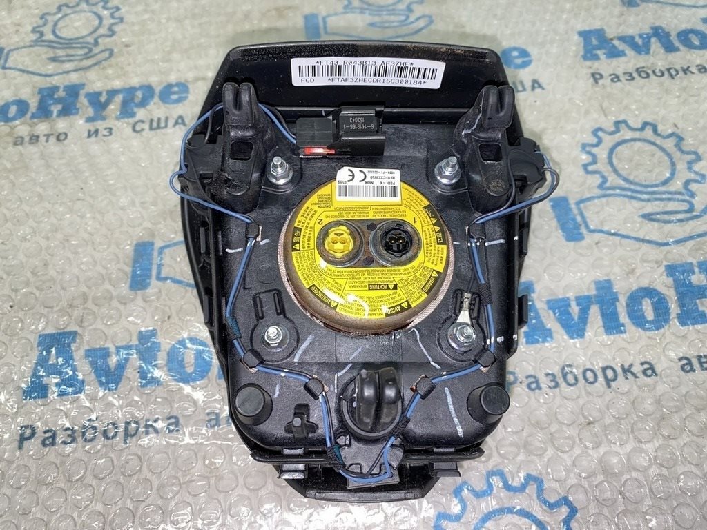 Накладка задней форточки правая  Audi A4 кузов B8 08-16 черная седан