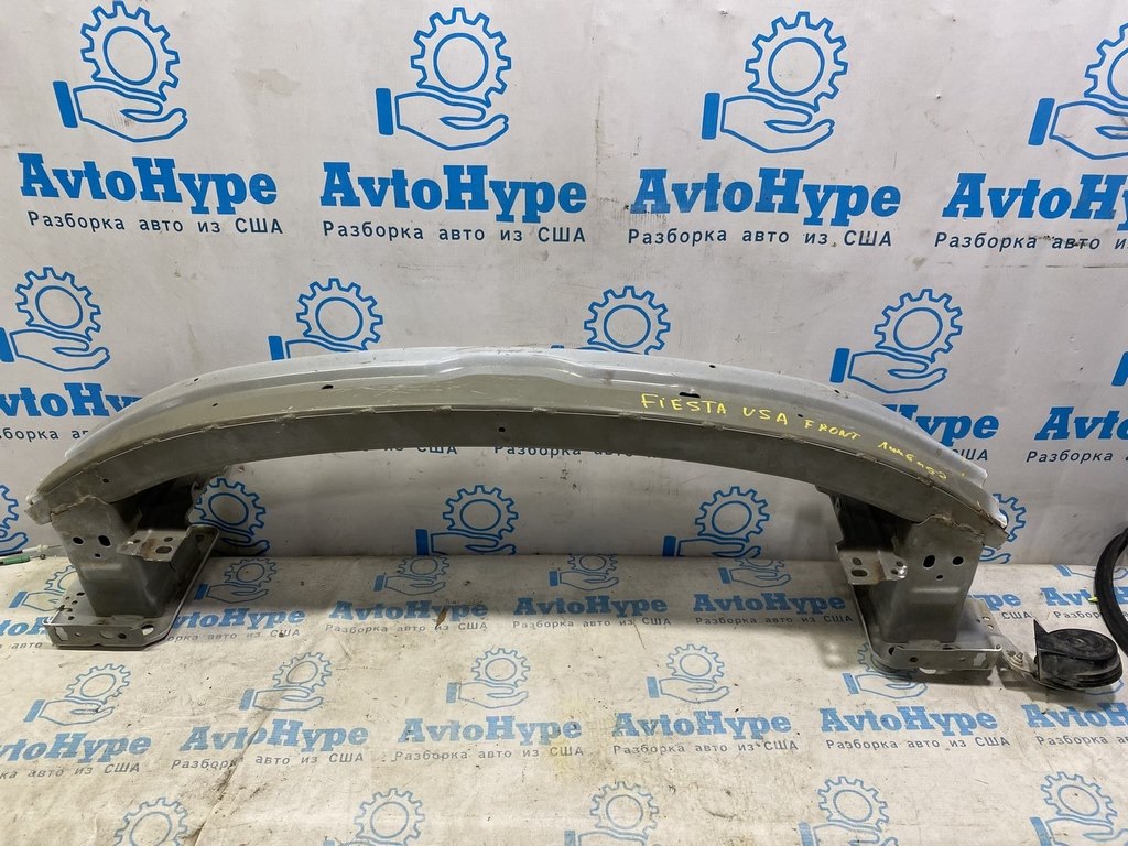 Усилитель переднего бампера Ford Fiesta 11-19 ликвид второй