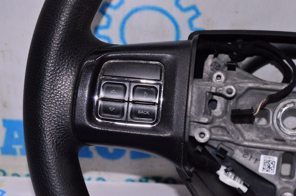 Кнопки управления на руле Dodge Journey 11- в сборе (03)