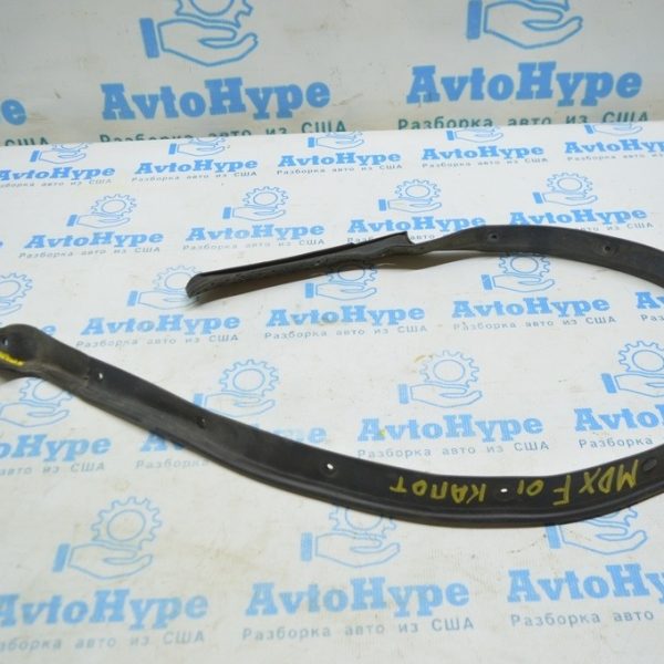 Уплотнитель капота Acura MDX 14-16 дорест (01) деф.трещинка