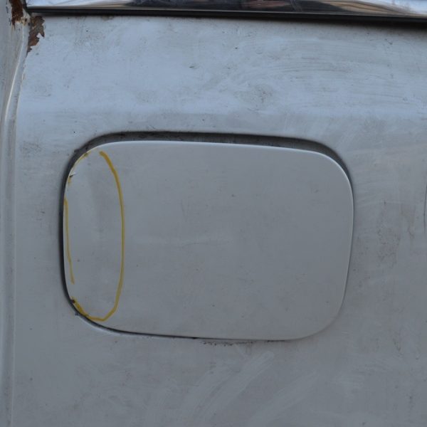 Лючок бензобака Acura MDX 14-20 (01) деф.