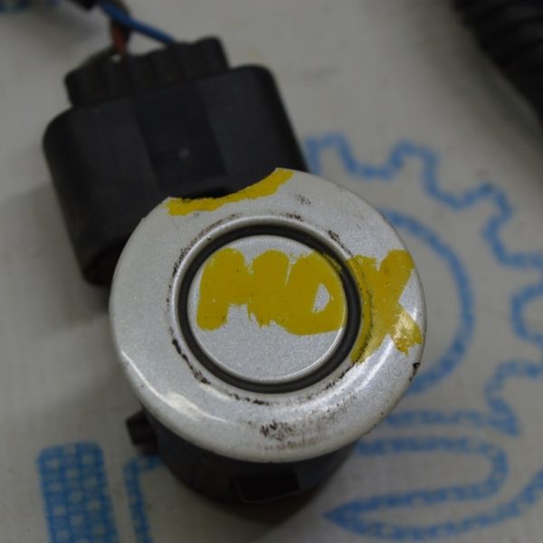 Парктроник передний Acura MDX 14-16 без кольца (01) второй