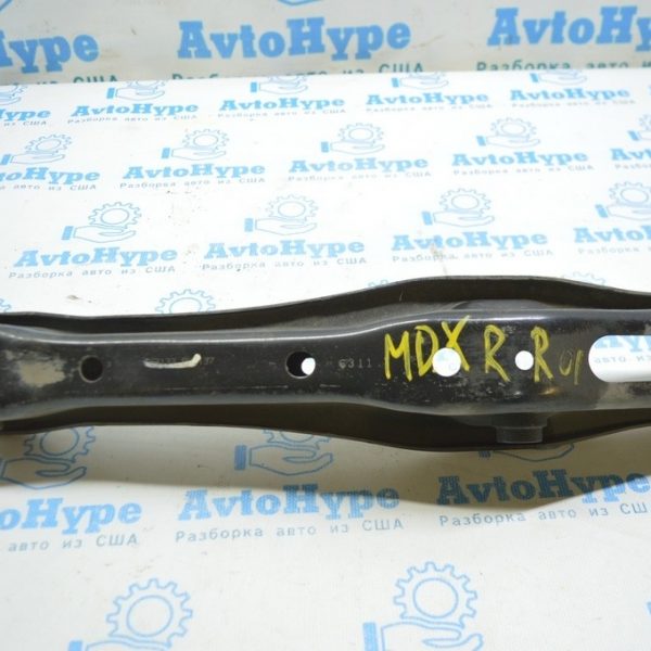 Рычаг нижний под пружину зад прав Acura MDX 14-20 (01)