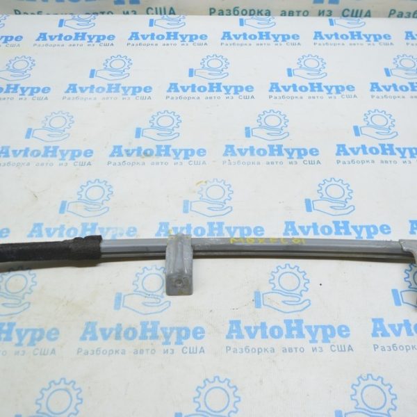 Направляющая стекла двери перед лев Acura MDX 14-20 передняя