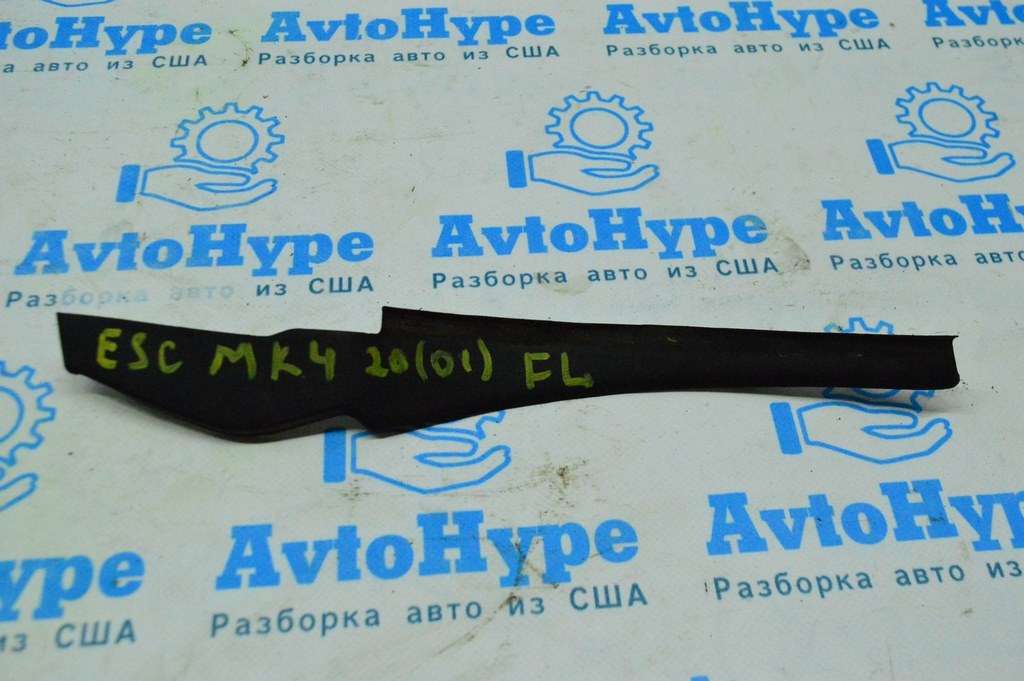 Уплотнитель решетки дворников лев Ford Escape MK4 20-