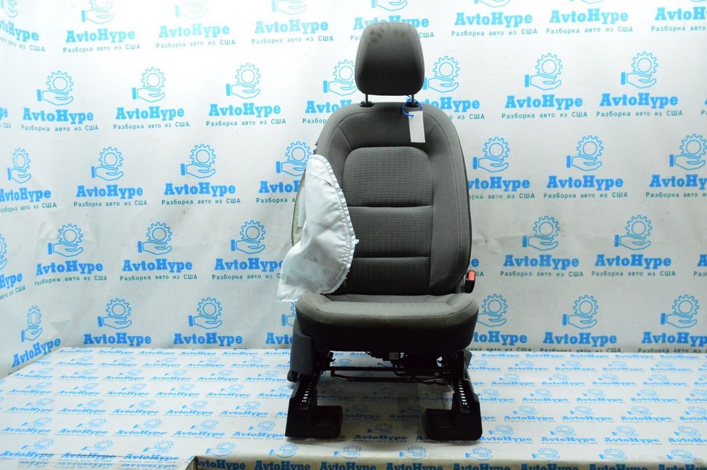 Пассажирское сидение Ford Escape MK4 20- без airbag, механич тряпка сер (01) стрельнуло